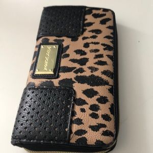 Betsy Johnson leopard clutch/wallet